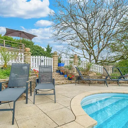 Awesome In Beauregard-de-terrasso